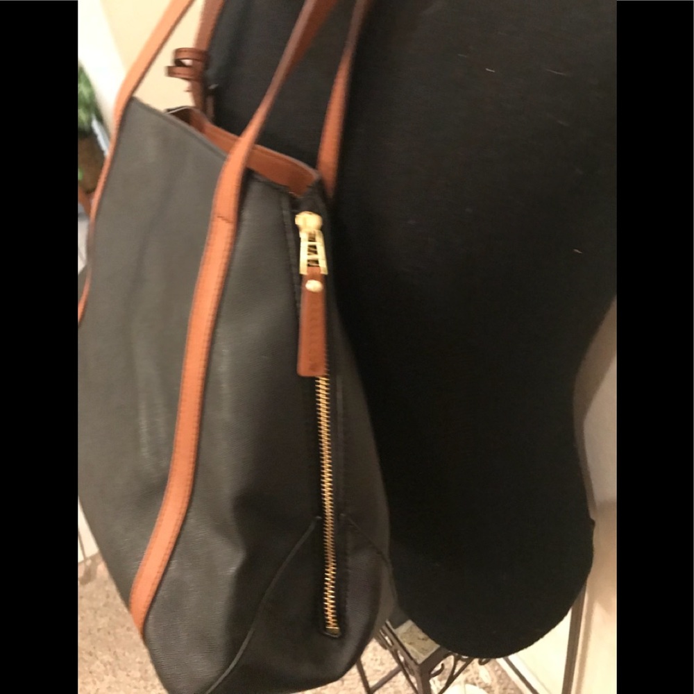 NEW FOSSIL Expandable 2Tone Tote - Picture 3 of 8